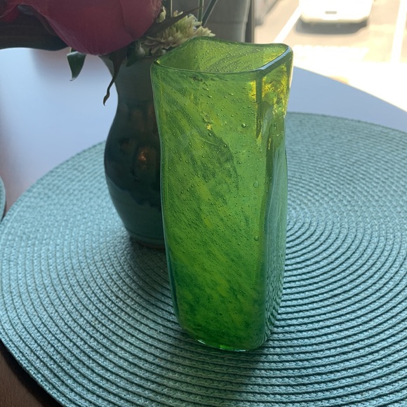 Crate & Barrel - Green Glass Cabo Bud Vase (NWT) - Picture 8 of 11